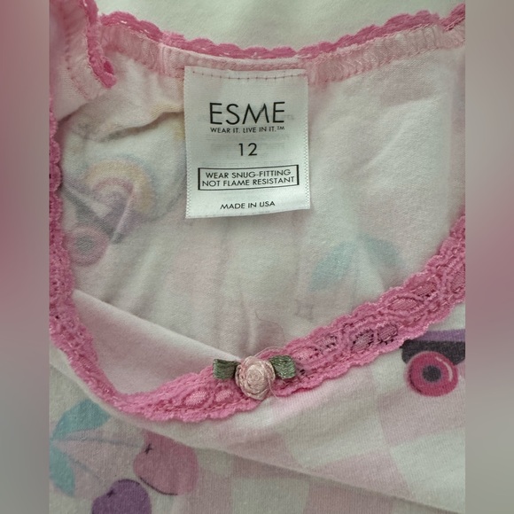Esme size 12 pajama tee and capri in roller skate print. Run slim - Picture 7 of 8